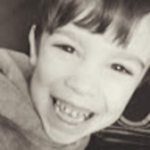 Meet your Posher, Holly